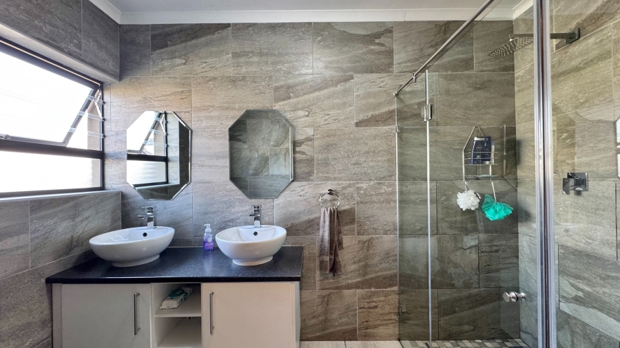 3 Bedroom Property for Sale in Fairview Eastern Cape